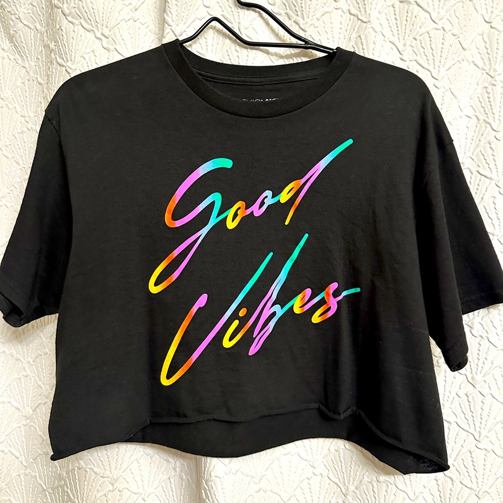 Cropped T-shirt *NWOT